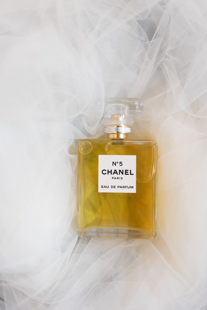 Chanel Perfume as a wedding detail